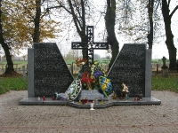 pomnik-12